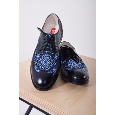 Embroidered Man's Classic Shoes "Prince" blue